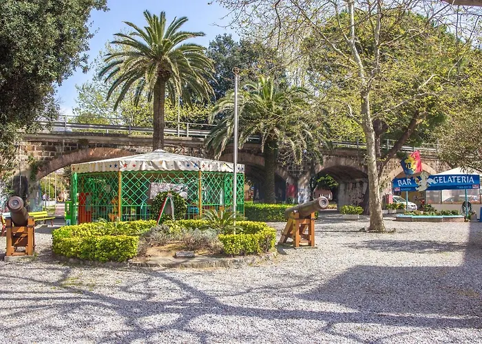 Gorgeous Home In Bonassola With Wifi